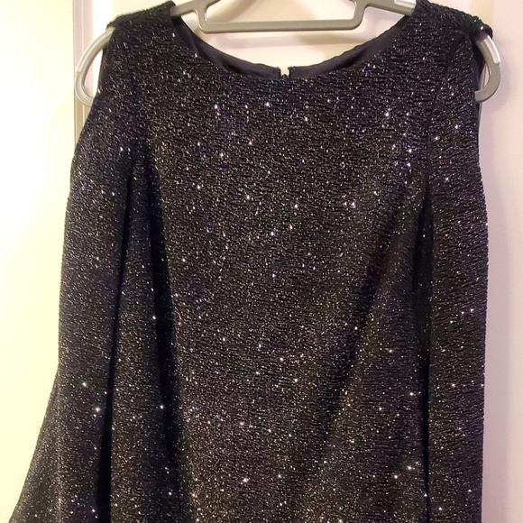 Formal Dress - Picture 1 of 4